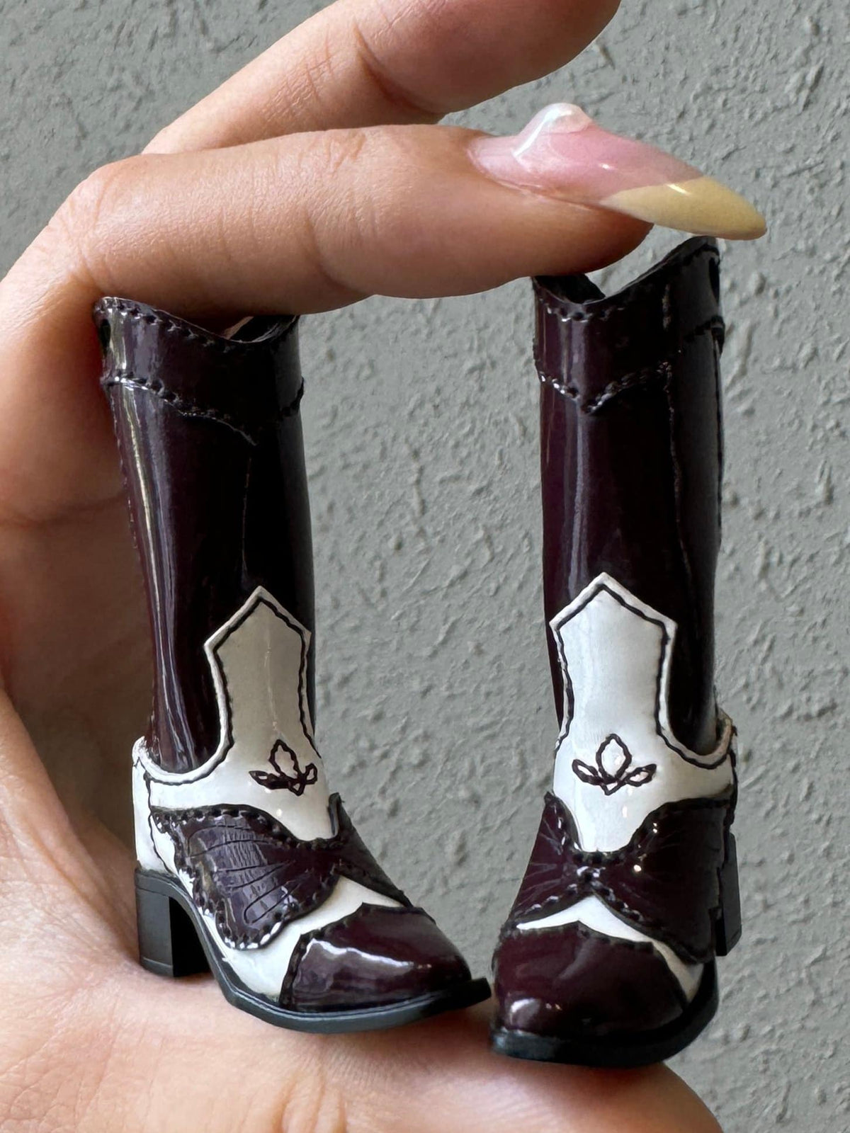 Butterfly Embroidered Patent Cowboy Boots (for BJD/Blythe Dolls)